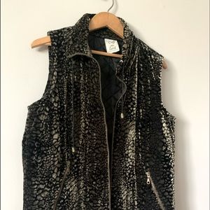 Very soft zip up vest